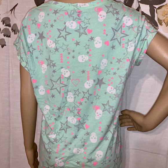 No boundaries skulls pattern tee - Picture 3 of 5